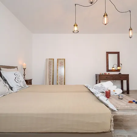 Villa With 2 Bedrooms In Naxos, With Wonderful Sea View, Enclosed Gard
